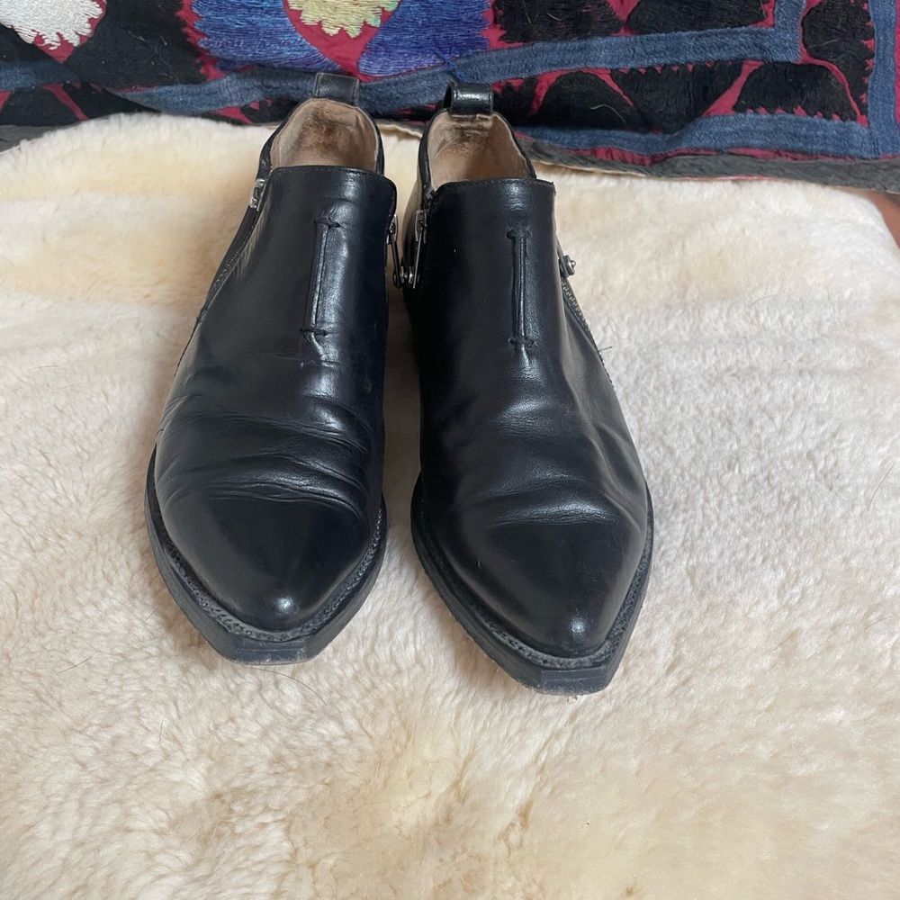 FRYE Sacha Moto Bootie